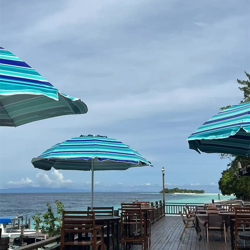 Custom 2.4 Metes Stripe Pattern Resort Restaurant Outdoor Large Sunshade Beach Umbrella with Steel Frame