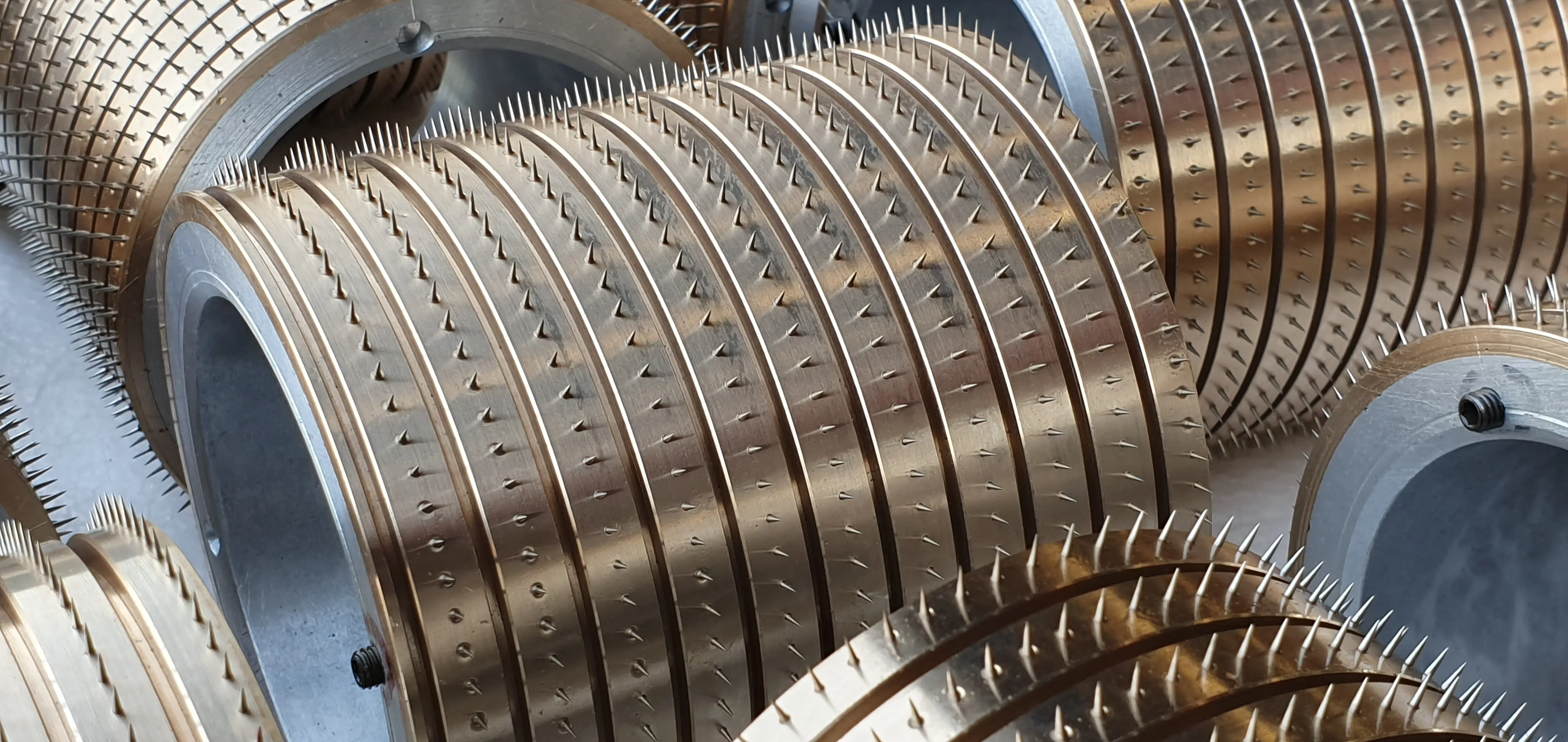 pinned Brass Roller Spiked Roller Perforating Roller with best price