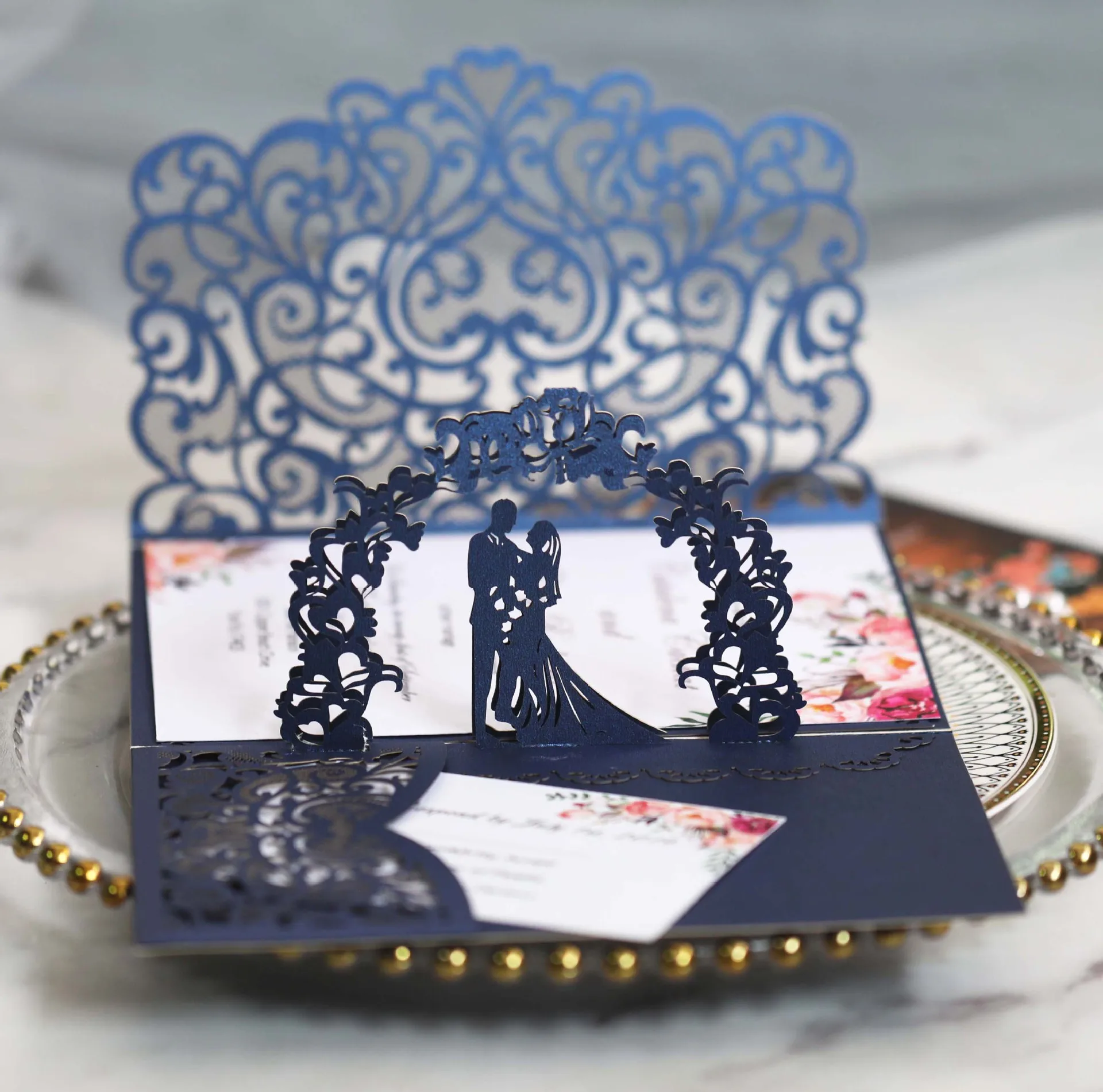 Customized Pop Up Card Luxury Engagement Card Kit Hollow Style Laser Cut Wedding Invitation Card