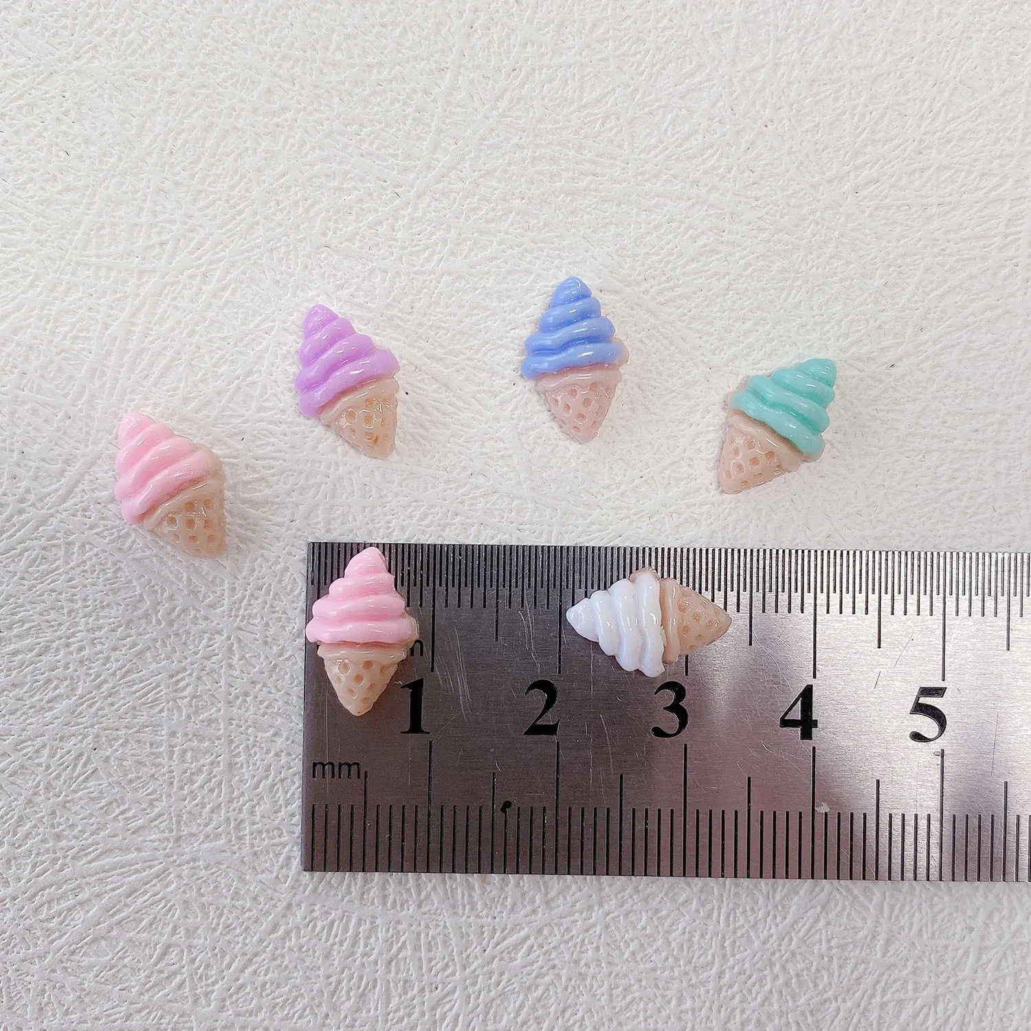 Wholesale 30PCS/Bag Mini Colorful luminous Ice Cream Resin Hair Clip Accessories Cute Nail Jewelry Accessories Nail Charms