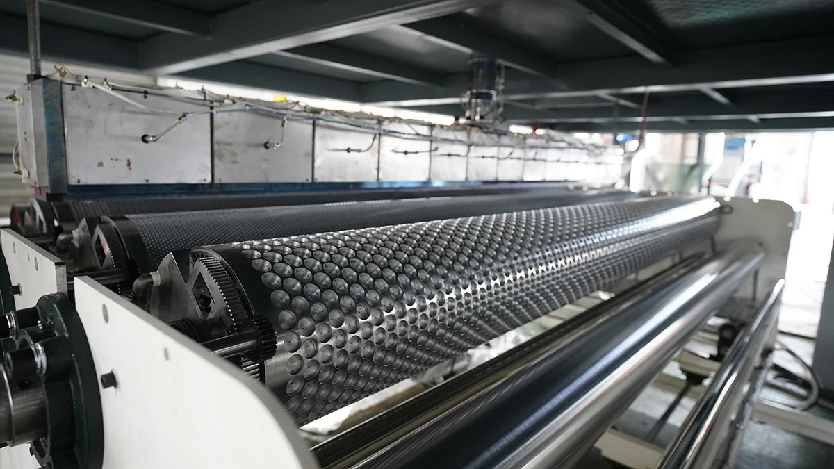 CE ISO certificated low cost high speed double screw laminated air bubble film production line