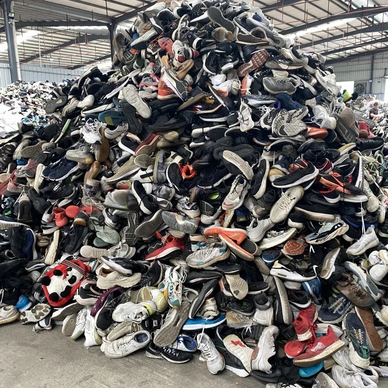 Wholesale Quality Products Low Price Cheap Used Shoes Mixed Ladies Women Sandals Second Hand Shoes for Universal
