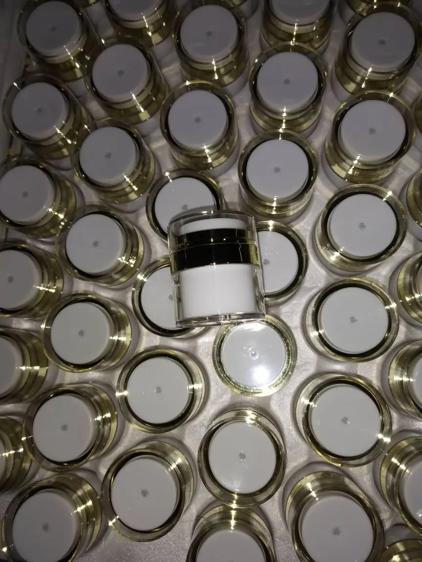 gold pump airless jar.jpg