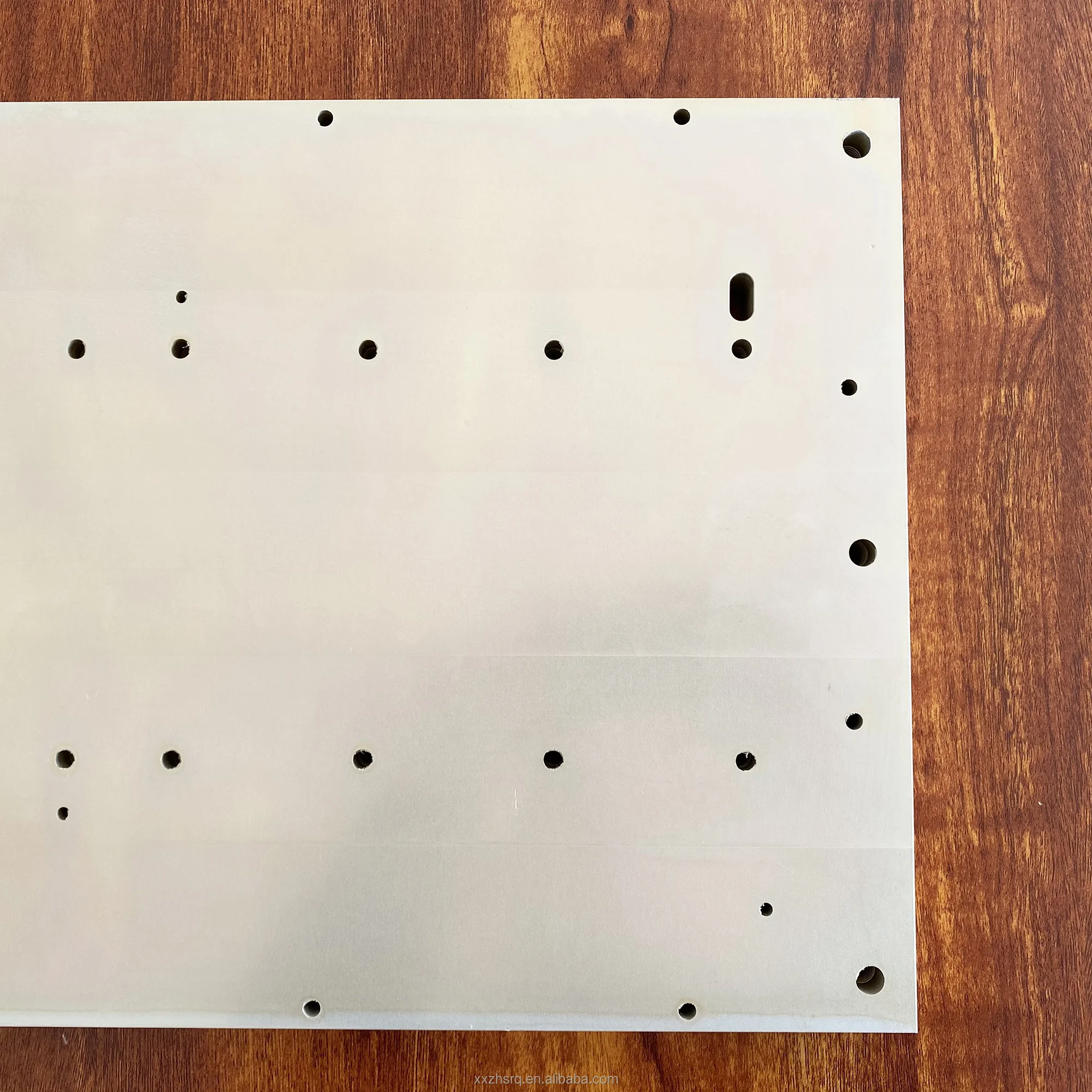 
4 Pass Peltier Liquid Cooler Cold Plate Dinner 