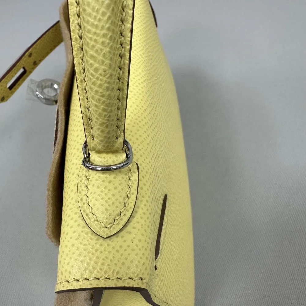 Newly Launched Beautiful Leather Bag Light Yellow Lightweight Casual Handbag And Wallet