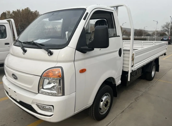 2024 Popular Kama Mini Electric Pickup Trucks 1/2 Ton Ride-On Cars Truck 57kwh Ev Small Flatbed Right Hand Drive Transport Truck