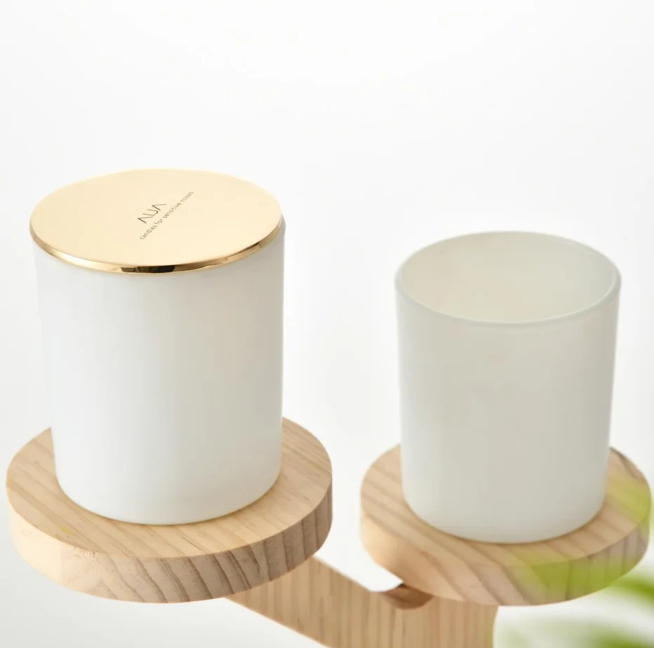 Custom Logo Empty Glass Jars For Candles Matte White Scented Candles Jar With High Quality Flat Sealed Metal Lid