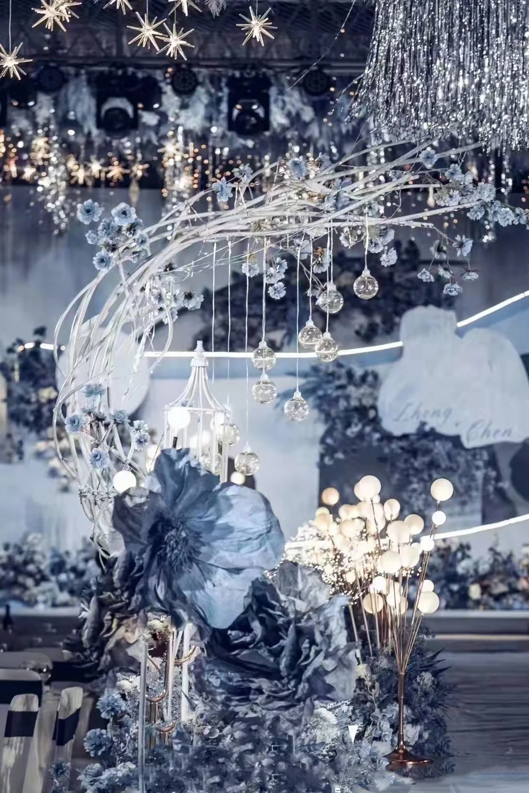 Hot selling Hanging Patio decoration Base Globe copper wire Bulbs for Garden LED String Lights Wedding Hanging Lights Ceiling