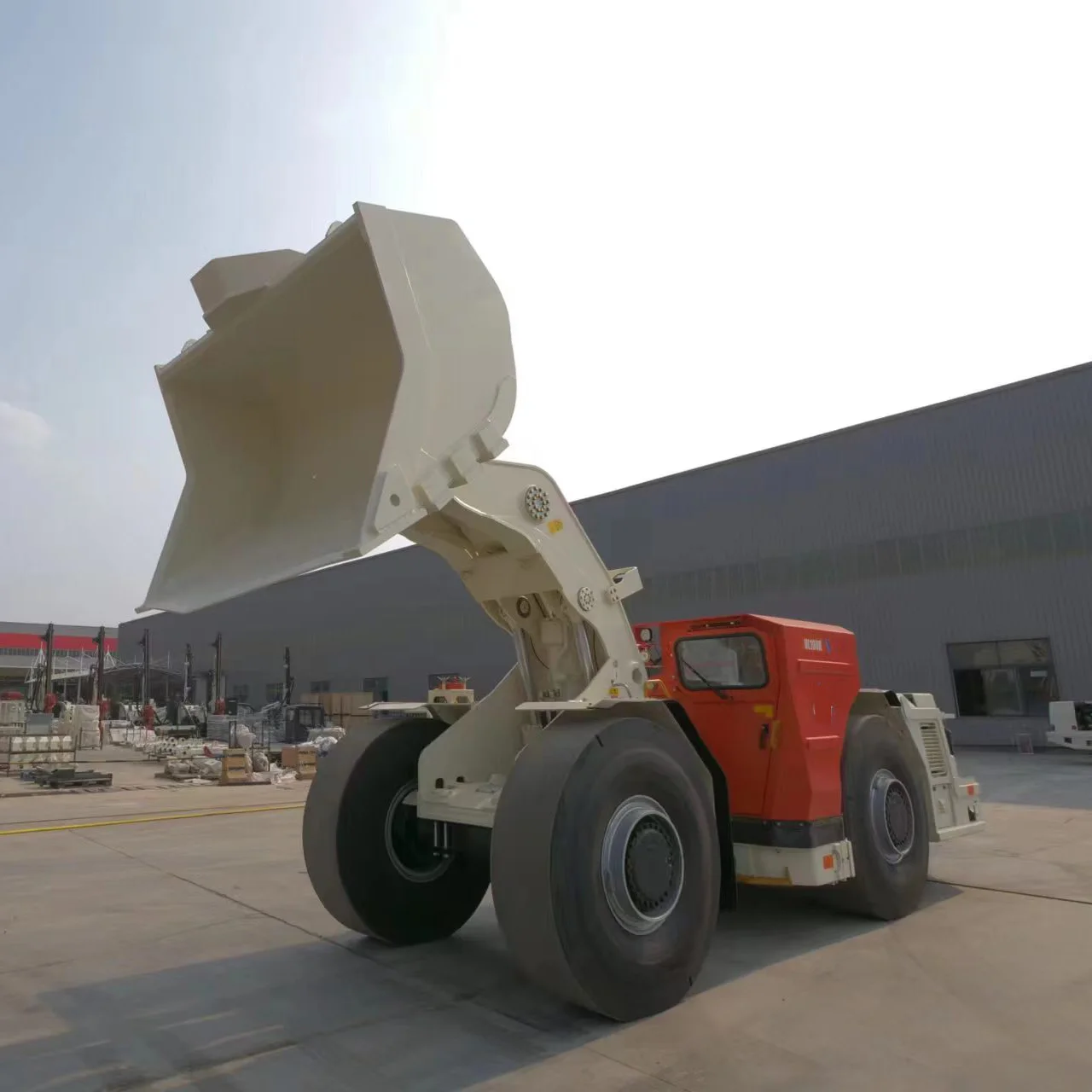 Underground Diesel Wheel Loader Mining Scoop Loader Mining Wheel Loader