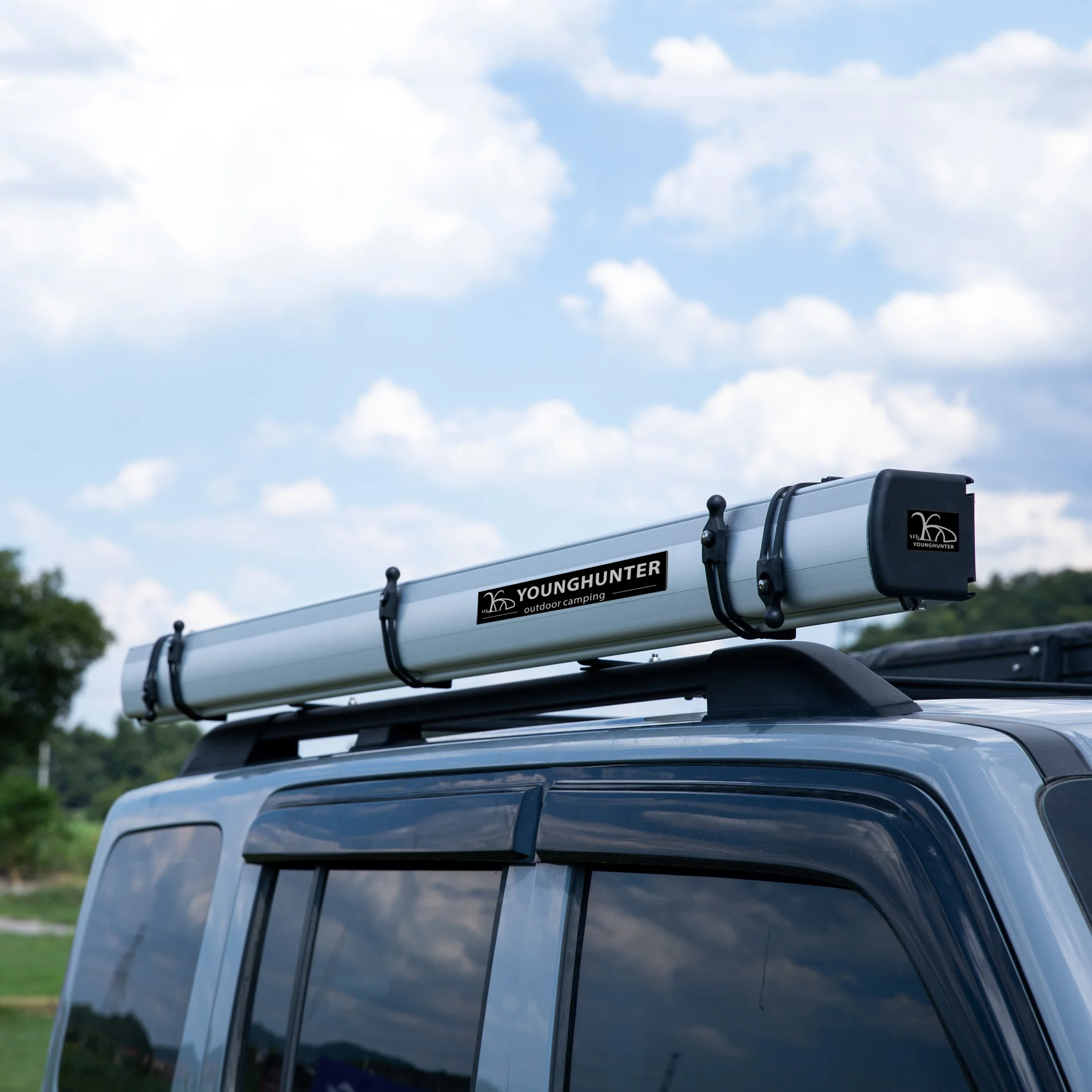 2/2.5/3m 4WD Quality Overland Vehicle SUV Truck Aluminum Case Car Side Retractable Awning Roof Top Tent Car Awning