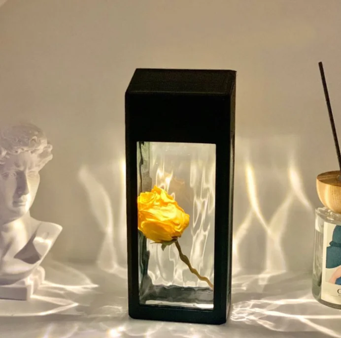 Crystal Glasses Outdoor Wireless Wall Mounted Solar Powered Garden Wall Lamp IPX4 Led Solar Light Outdoors Wall Light