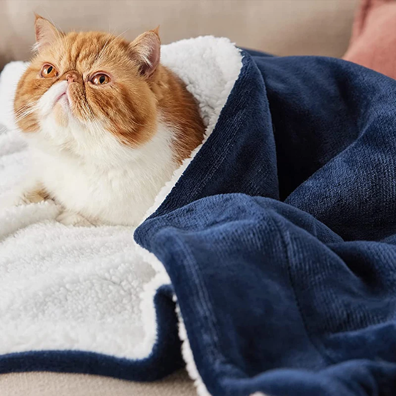 Мягкое двустороннее Флисовое одеяло, очень толстые фланелевые одеяла из шерпы, темно-синие двухслойные одеяла из овечьей шерсти на зиму