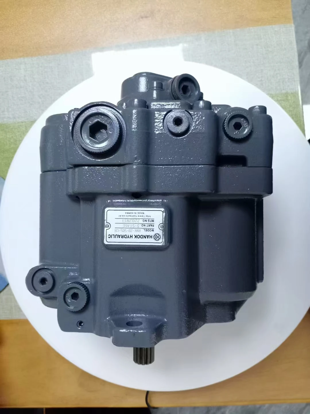 Piston Pump HVK-2B-505-CN Hydraulic Pump Replace PVK-2B-505-CN-4962E For Hitachi ZX55 Excavator HVK Series Hydraulic Piston Pump