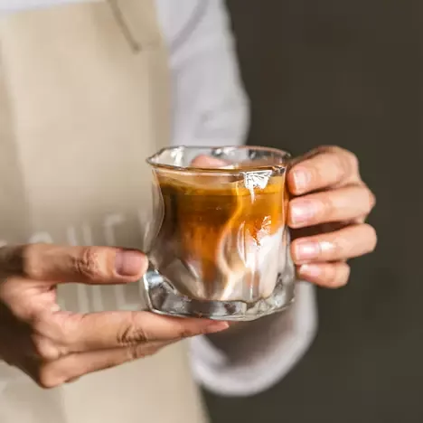 2024 New Design 200ml Creative Color Glass Tea Drinking Twist Cup Coffee Breakfast Milk glass small Irregular Twisted