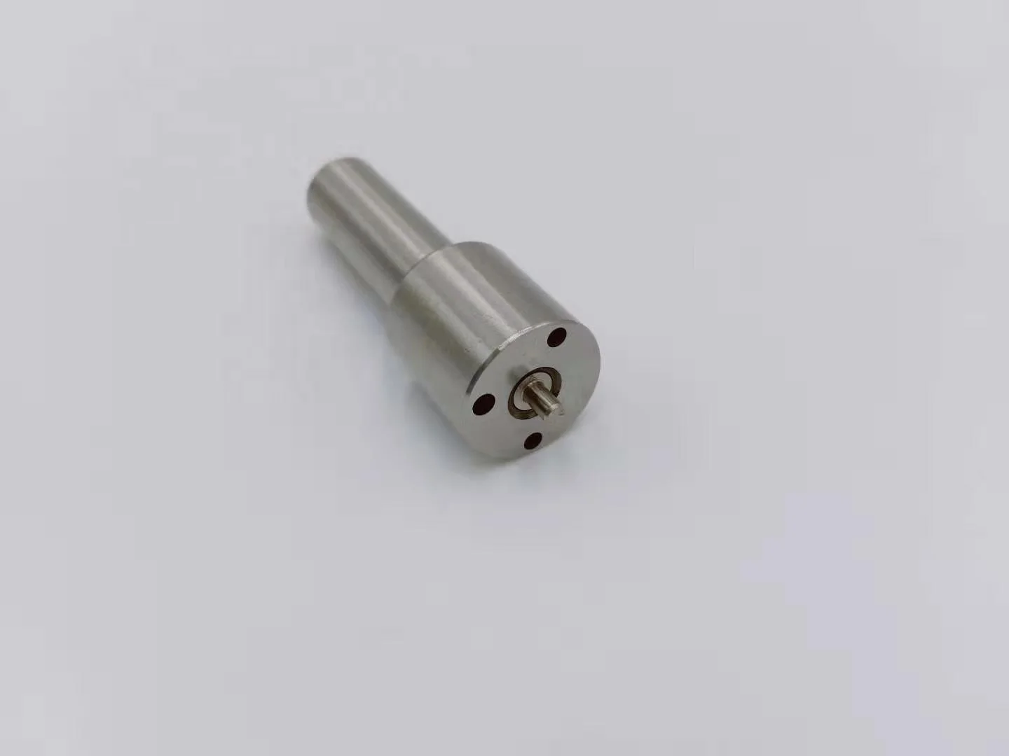 DLLA142P852 High Quality Diesel Fuel Injector Nozzle DLLA142P852 For Injector 095000-1211