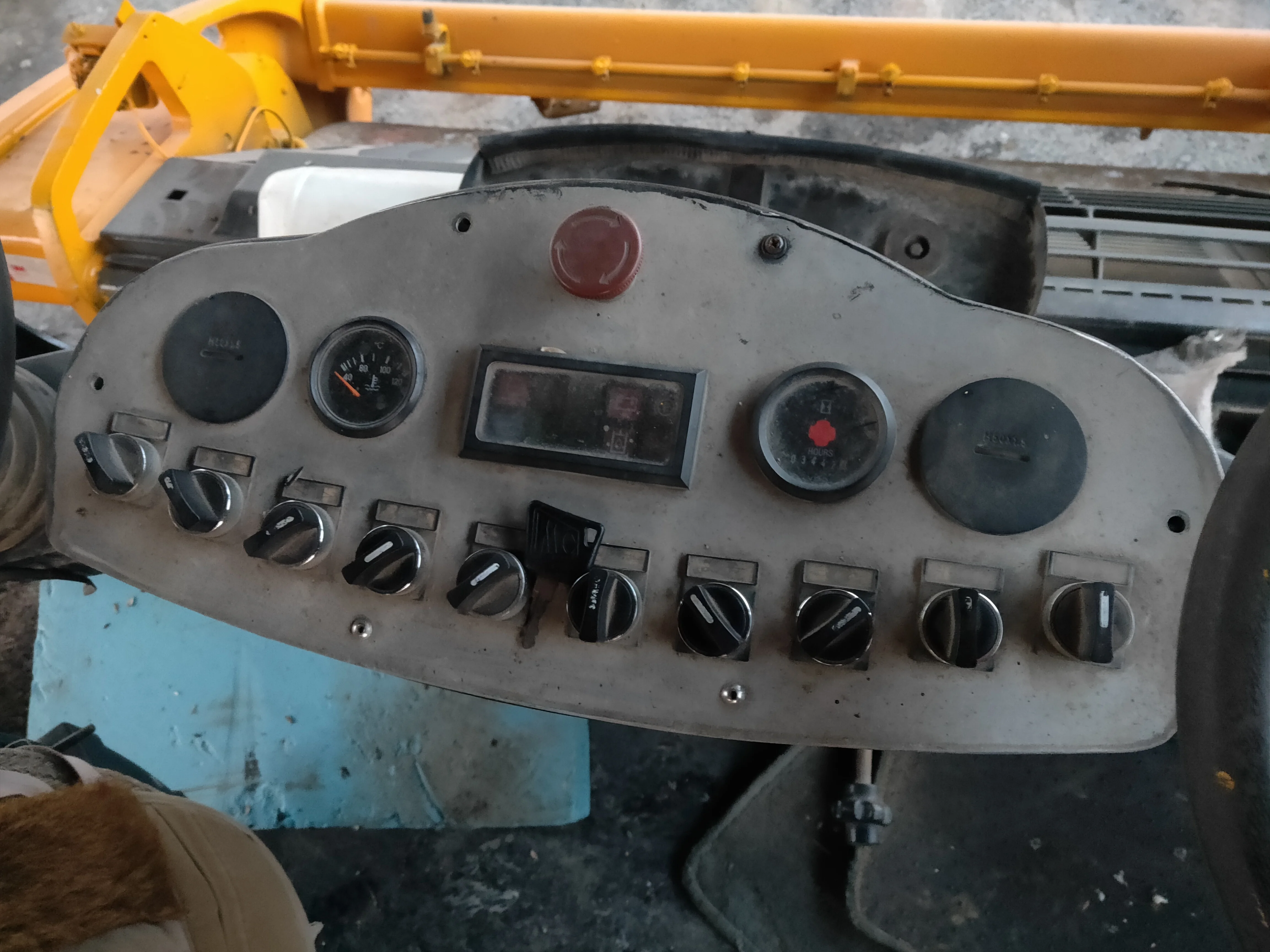 Б/у секундной стрелки Bomag внедорожник ролика BW203AD BW217D-2 BW219DH-3 BW226DH-4 для продажи с хорошей производительностью и в хорошем