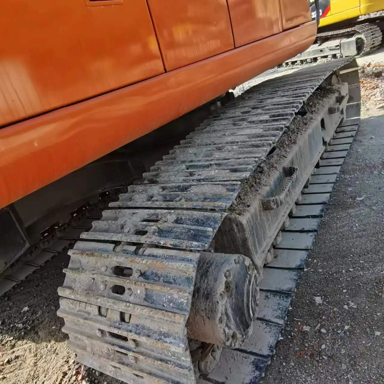 Zihui Hot Sale Good Condition Used Japan Excavator Hitachi ZX200-6A Second Hand Digger Machinery Hitachi ZX200