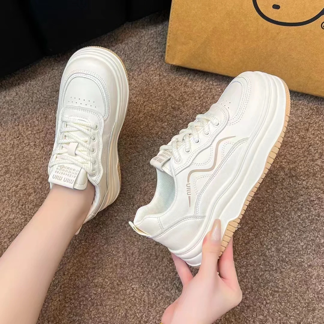Manufacturer Wholesale Women Spring Student Fashion Sports Running Shoes Casual Thick Soled Height Increasing Shoes