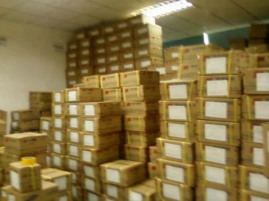 100% New Original BOM List Quotation support 0201 0402 0603 0805 1206 6.3V 10V 16V 25V 50V 100V SMD MLCC Ceramic Capacitors