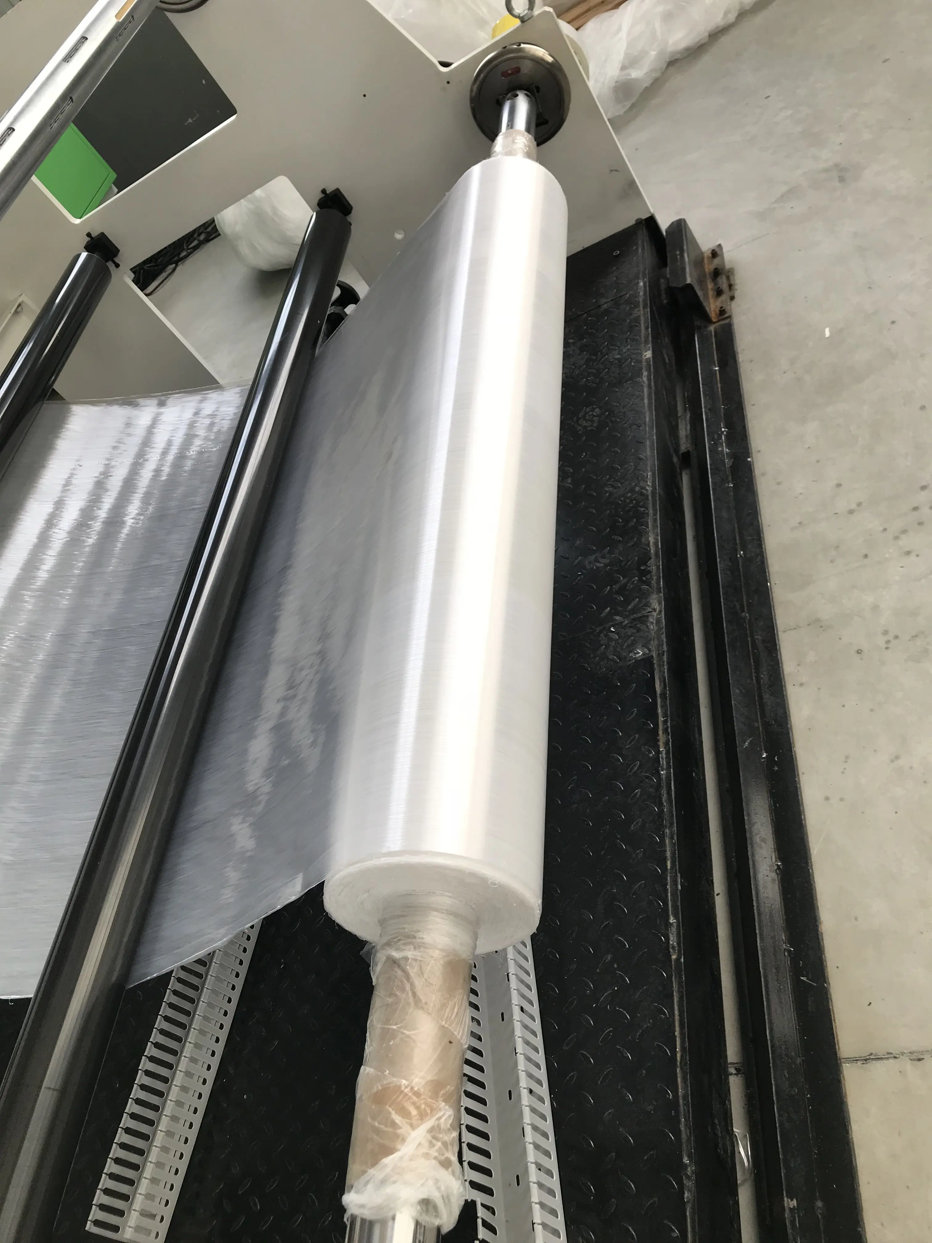 ultralight uhmwpe non woven fabric 600d 800d level 5 uhmwpe ud fabric