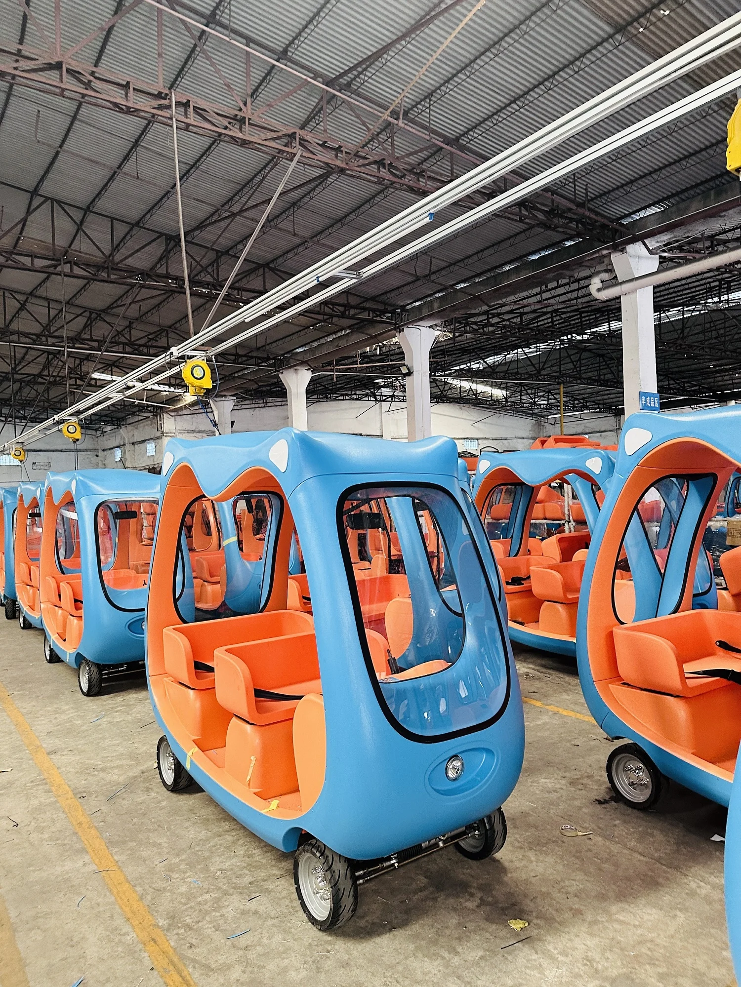 OEM Vacuum forming ABS Plastic Cover Complete Machine Assembly Electric Sightseeing Vehicle Shell