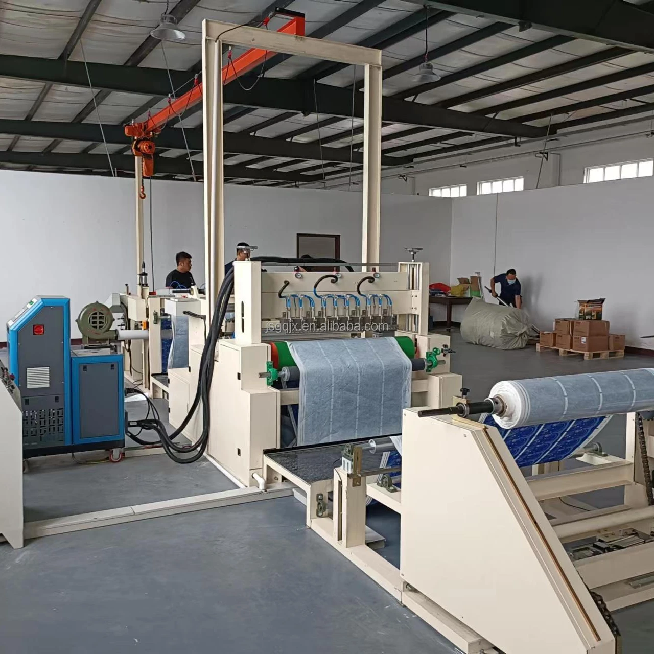 now woven fabric Hot Melt spraying Laminating Machine for Hot compress Steam eyemask