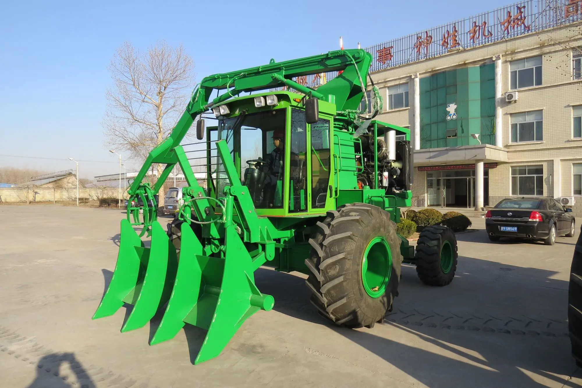 Hongyuan left and right 180 swing grab loader 180 degree sugarcane grab loader