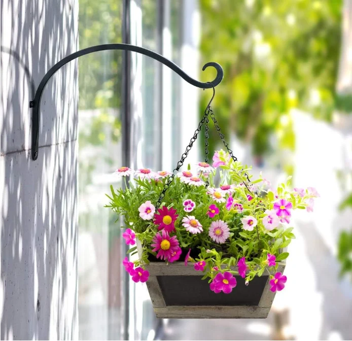 Hanging Plant Hanger Outdoor Metal Bird Feeder Wall Hooks Metal Plant Bracket Hook for Hanging Flower Basket