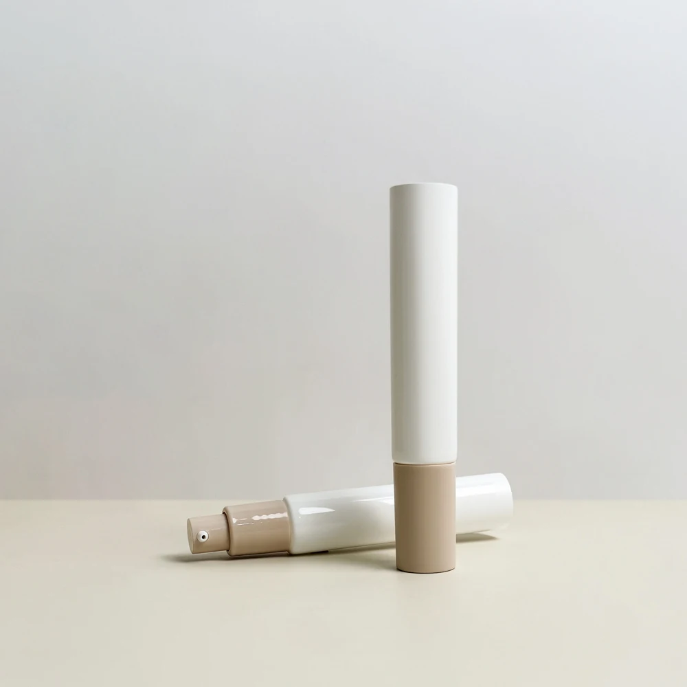 High Quality PE Airless Bottle with Aluminum Pump, Used for Cosmetic Packaging Tube of Skin Care Facial Essence Liquid