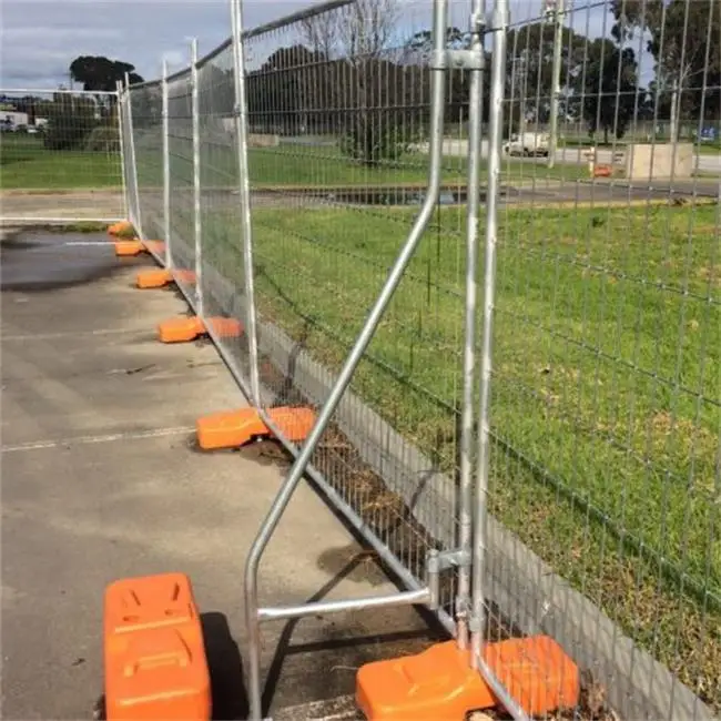 Concrete Plastic Feet for Temporary Fence Blow/Injection Molded Temp Fencing Base