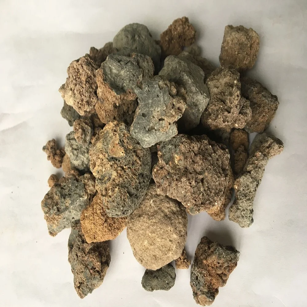 Sintered calcium aluminate