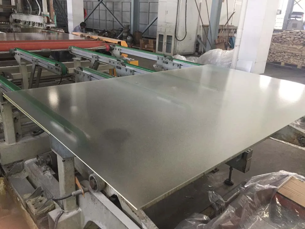 REOO Raw Material Low iron tempered solar energy glass for solar panel