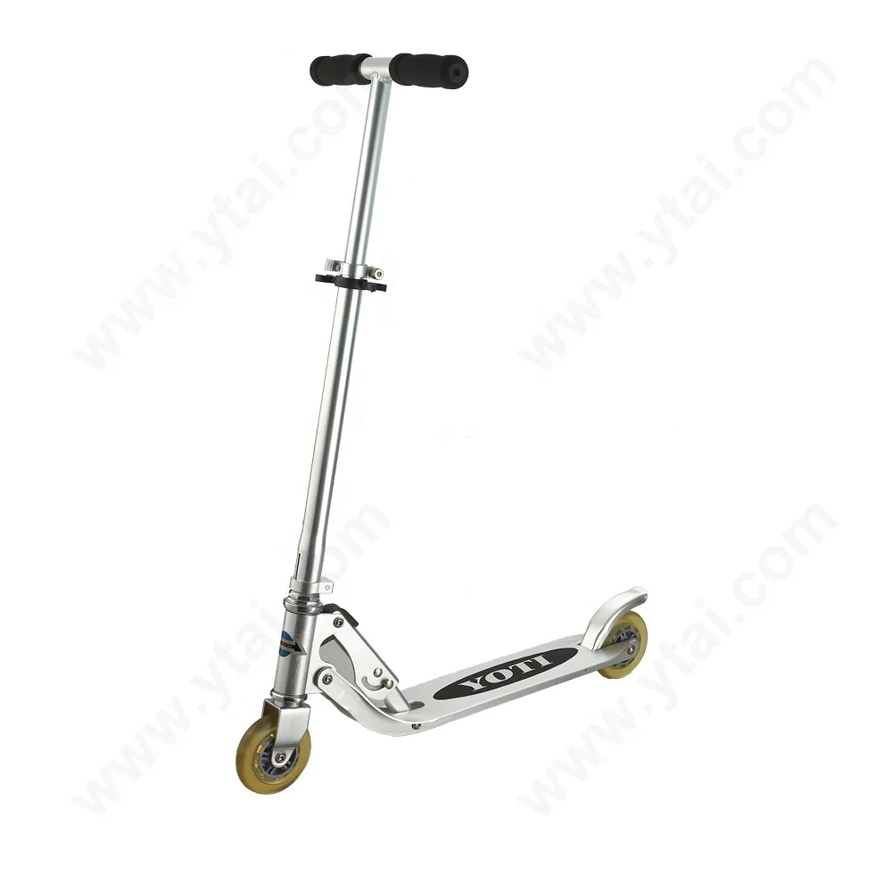 Fashion Double suspension easy to fold and carry 2 wheels kick scooter, Made in China , Hardware, Low Price
