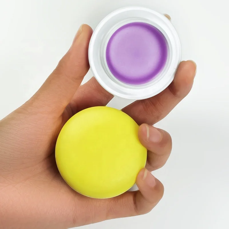 Wholesale Lip Care Lip Gloss Female Lip Balm Strawberry Labial Membrane