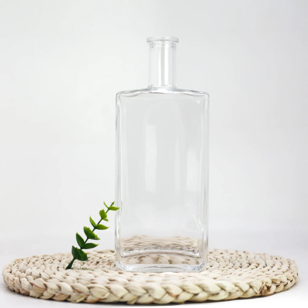 Hot Sale 16oz Flat Square Glass Liquor Bottle 500ml 50cl Super Flint Spirits Rum Whiskey Gin Tequila Bottle With Cork Cap Top