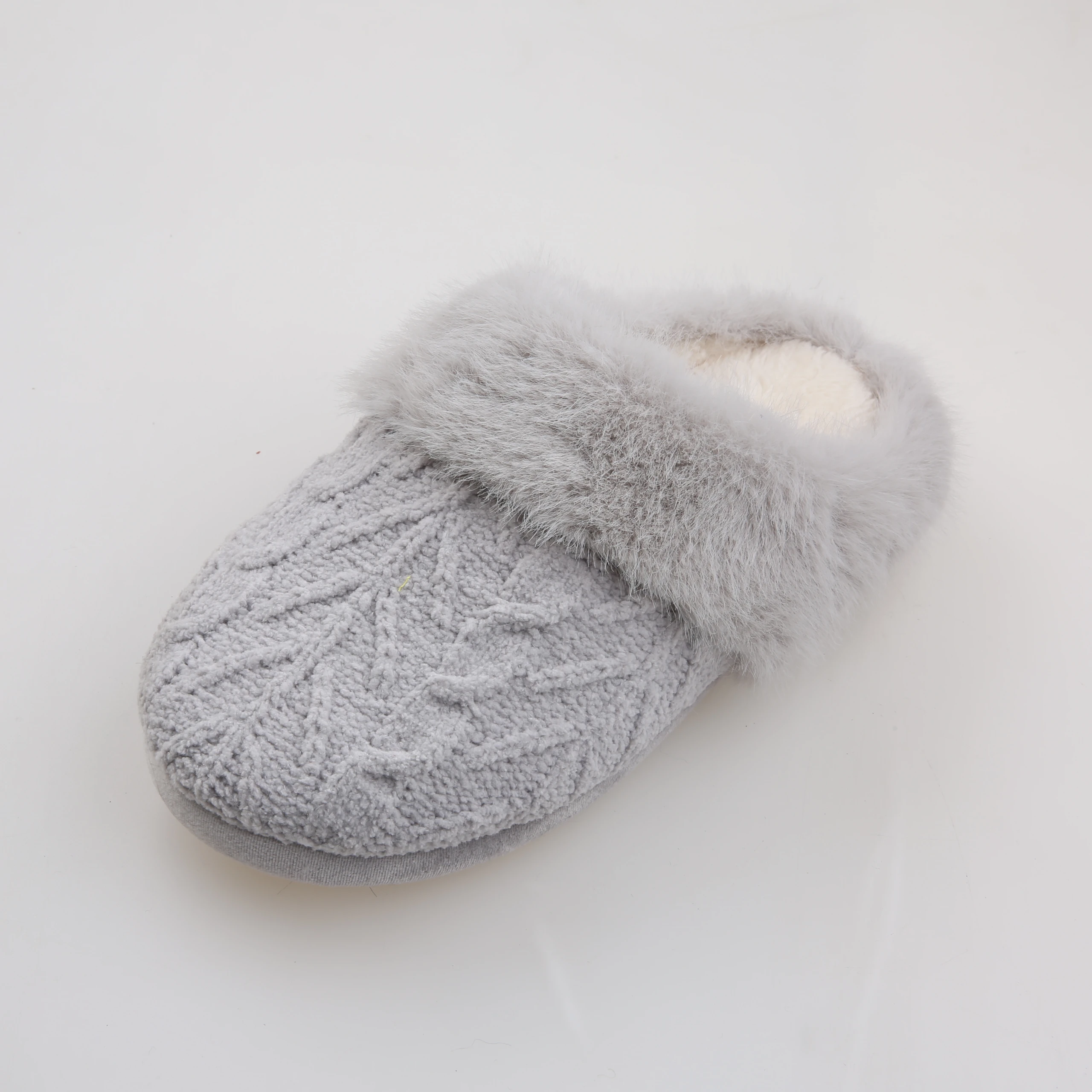 Grey Fuzzy slippers for girl warm flat slippers for women winter womens slipper indoor slide