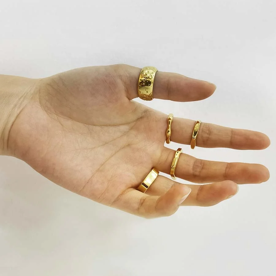 Wholesale Wave Square Good Quality Daily Wearing PVD 18K Gold Plated Hammered Pentagon 316 Stainless Steel Ring Women