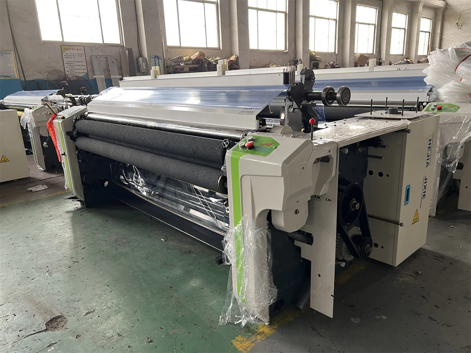 JX882 crank shedding weaving 4 shafts high speed water jet loom