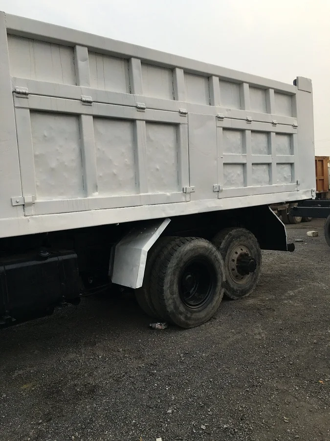 Japan second hand UD nissan dump truck