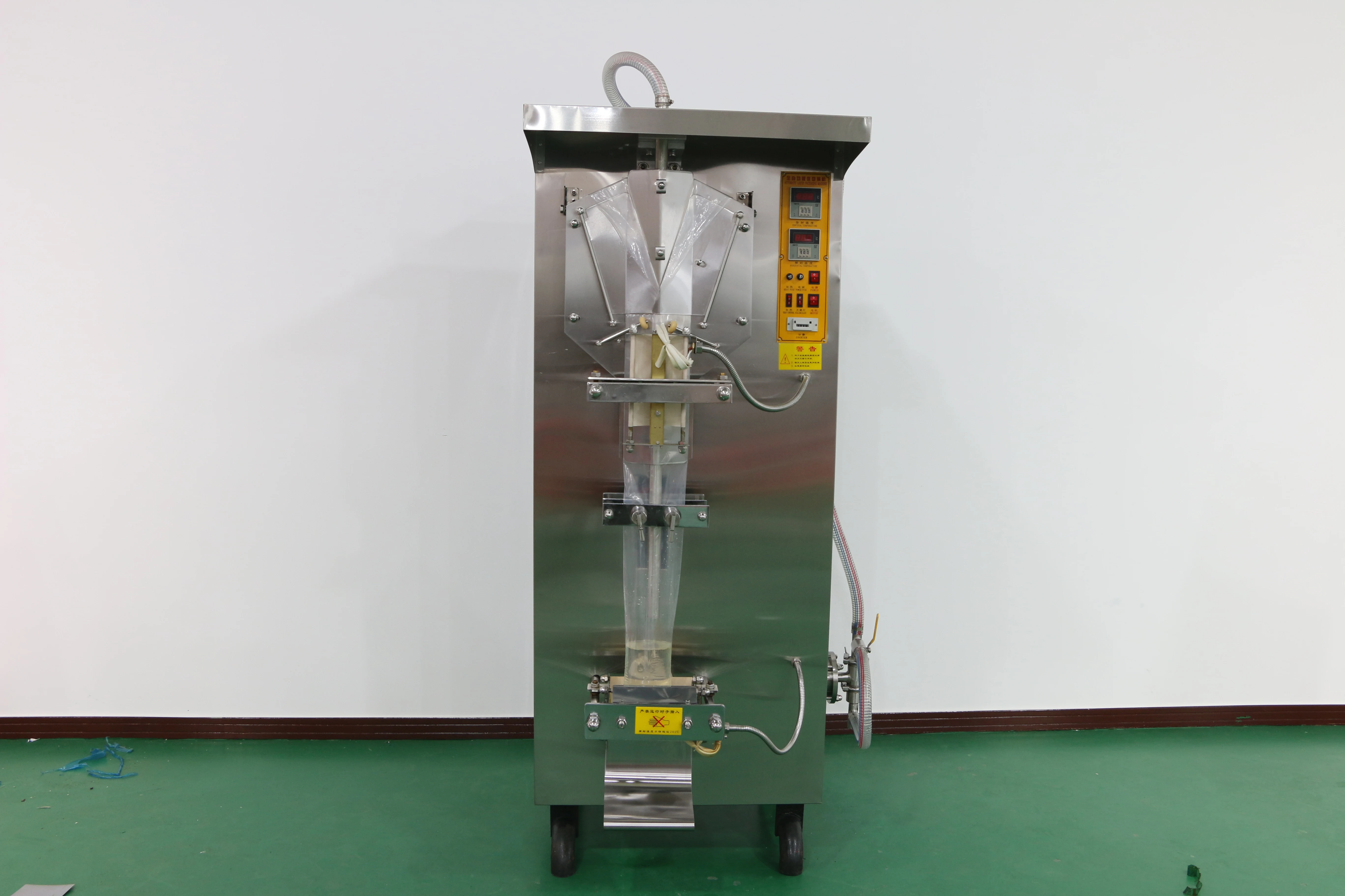 Water Sachet Packing Machine SJ-1000 Good Price for Pure Juice Plastic Beer Milk Video Technical Support Algeria Thailand RUSSIA