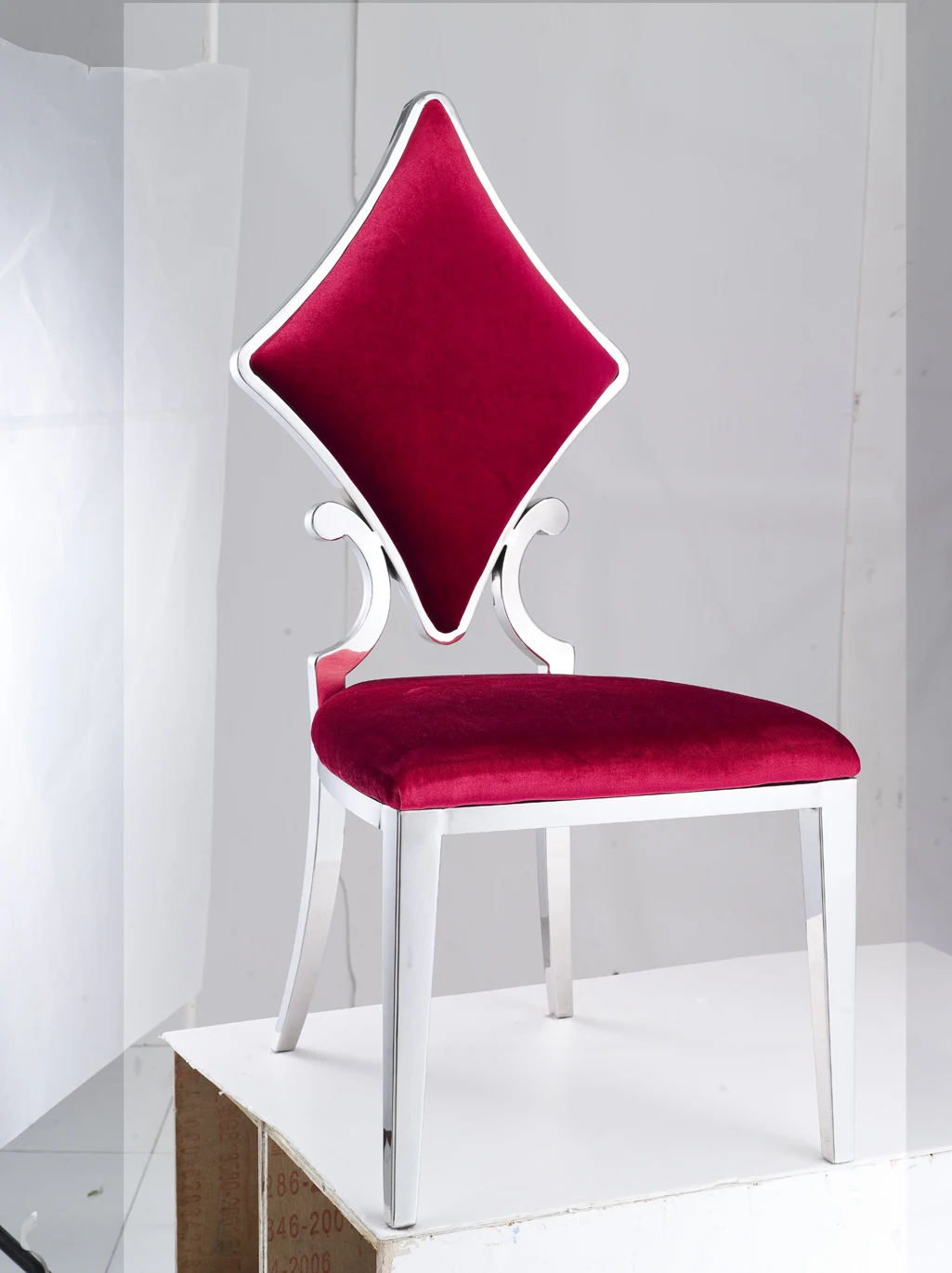 Poker Design Metal Dining Chair B8067