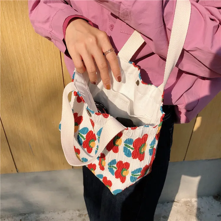 South Korea Ins Small Fresh Cute Small Cloth Bag Female Wrinkled Cloth Printed Handbag Bento Bag Wholesale