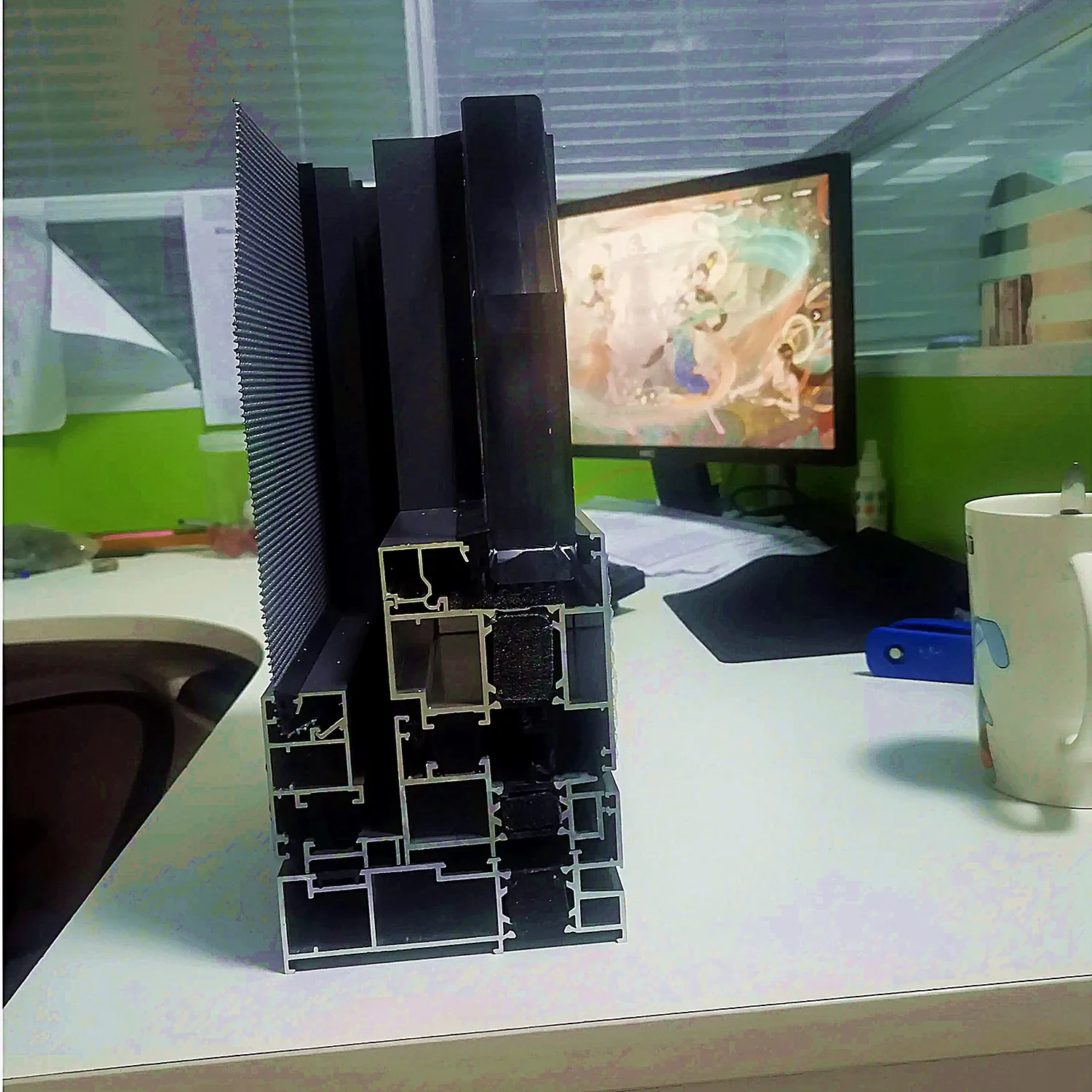 Aluminum alloy sealed flat windows impact toughened glass hotel windows american energy efficient windows