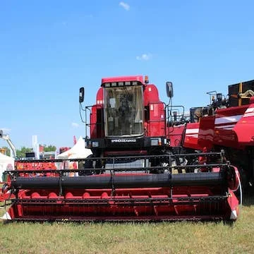 Palesse GS12  Wheat and Grain Combine Harvester on Auction Sale