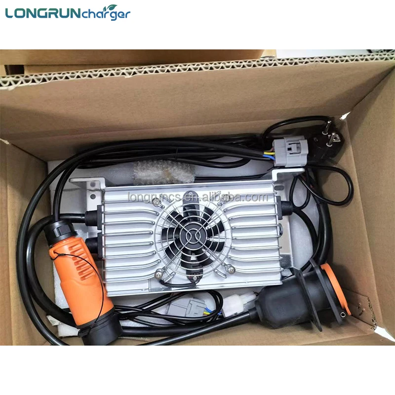 Amazon Hot Sale 14s Lithium 58.8v 60v 72v 15a Battery Chargers