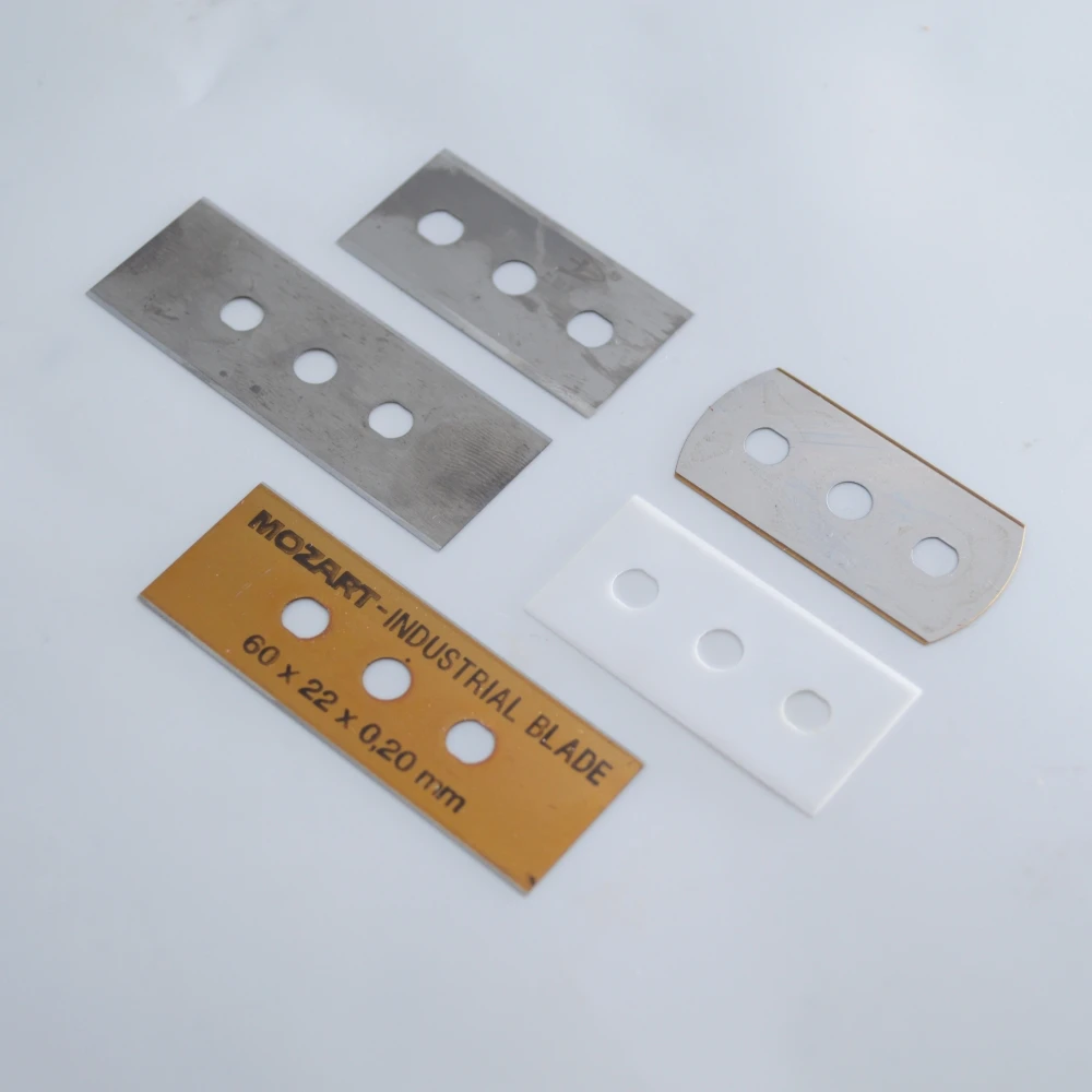 Carbon steel thin material cutting 5 pieces per pack three hole blade