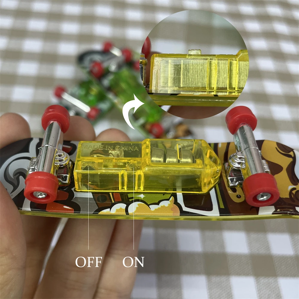 Promotion Gift Led Lightup Mini Fingerboard Tech Deck Skate Board Toy Plastic Finger Skateboard
