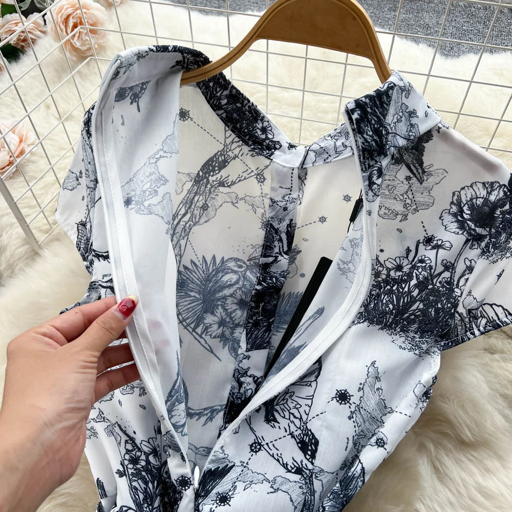 Customized summer new fashion short-sleeved  print medium-length large swing style dress black white sleeveless dress