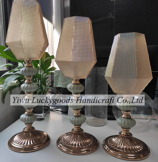 HJ210602-1 элегантные Бестселлер золото высокий, украшенные цветами и металлическими деталями Свадебные украшения для события украшения