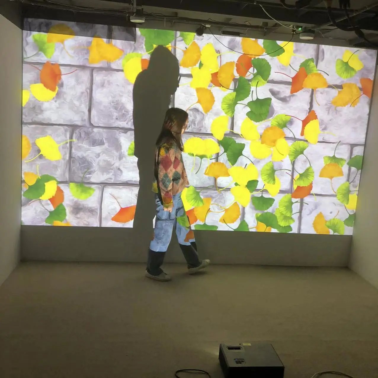 Original Factory  interactive projection system interactive floor projection games ar Kinect game immersive experience